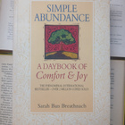 Sarah Breathnach - Simple Abundance (softcover) - pikkukuva 1