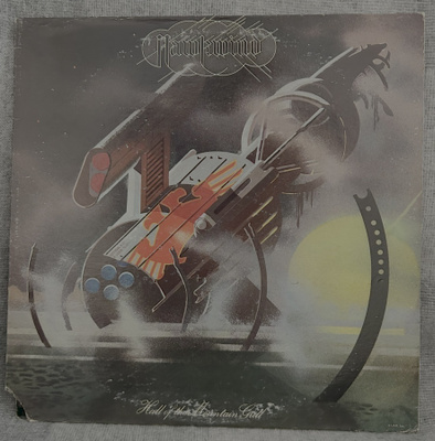Hawkwind – Hall Of The Mountain Grill