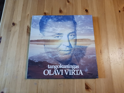 Olavi Virta – Tangokuningas Olavi Virta 4lp box hieno
