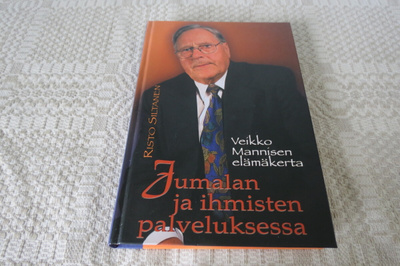 RISTO SILTANEN: VEIKKO MANNISEN ELÄMÄKERTA