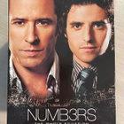 Numerot (2005-2010) koko tv-sarja (29DVD) *UUSI* - pikkukuva 2