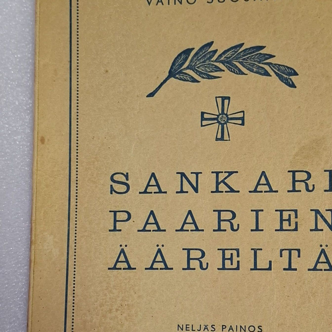 Sankaripaarien ääreltä