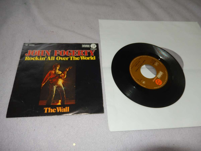 John fogerty - Rockin' all over the world 7''