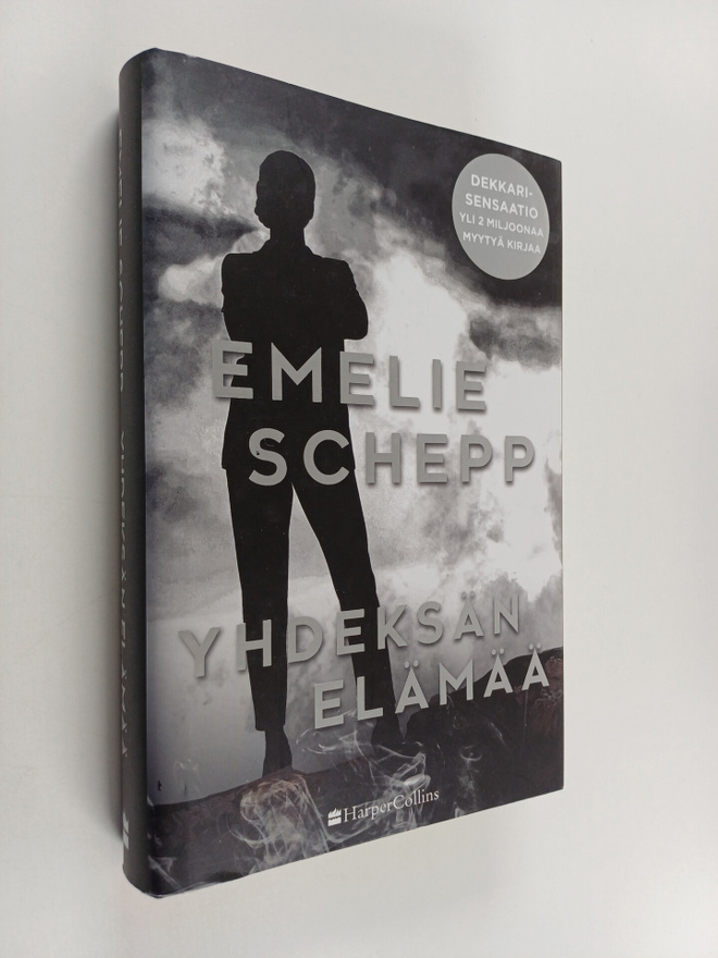 Emelie Schepp : Yhdeksän elämää