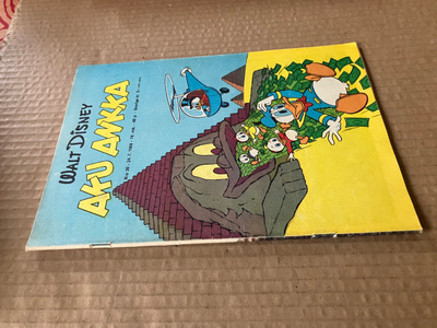 AKU ANKKA 30/1968 HYVÄ