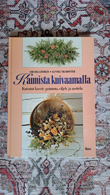 Solveig Göthlin & Gunnel Nilsdotter - Kaunista Kuivaamalla