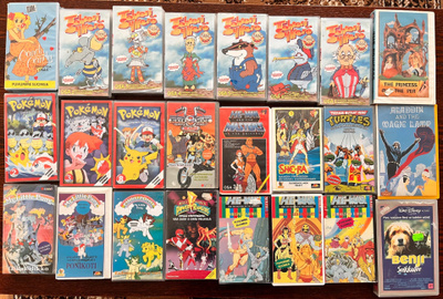 VHS Lastenkasetteja x 24 kpl