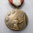 Kotirintama Naiset 1939 - 1945 Mitali Valkopuna nauhalla - pikkukuva 3
