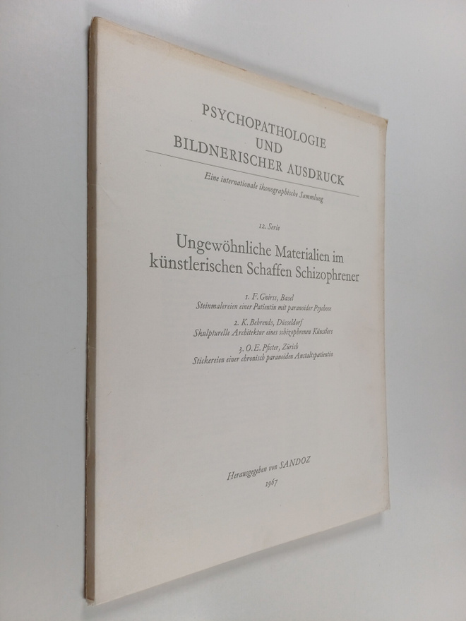 Ungewöhnliche Materialien im kunstlerischen Schaffen Schi...