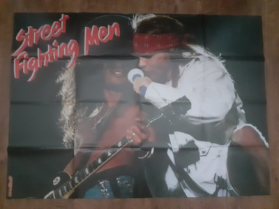 Guns N' Roses juliste