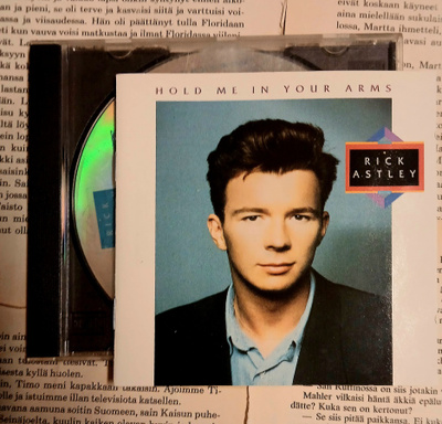 Rick Astley - Hold Me in Your Arms (CD)