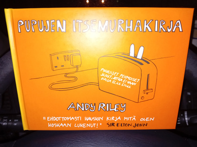 Riley : Pupujen itsemurhakirja ( SIS POSTIKULU  )