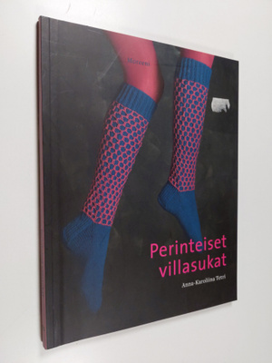 Anna-Karoliina Tetri : Perinteiset villasukat