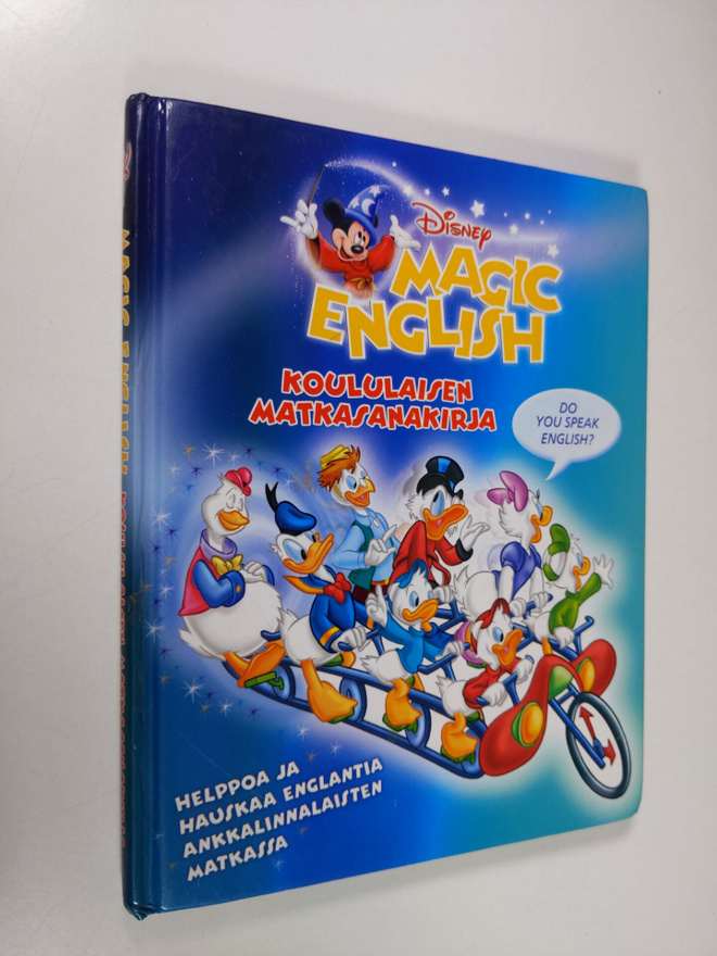 Augusto Macchetto : Magic English : koululaisen matkasana...