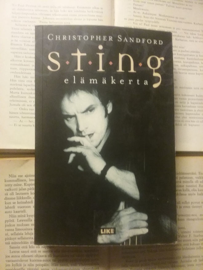 Christopher Sandford - Sting: elämäkerta (nid.)