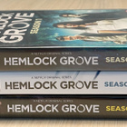 Hemlock Grove (2013-2015) koko tv-sarja (13DVD) *UUSI* - pikkukuva 1