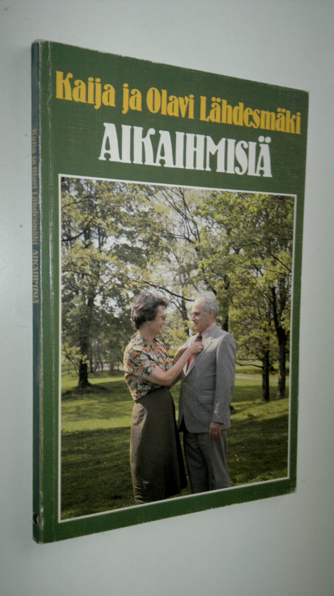 Kaija Lähdesmäki : Aikaihmisiä