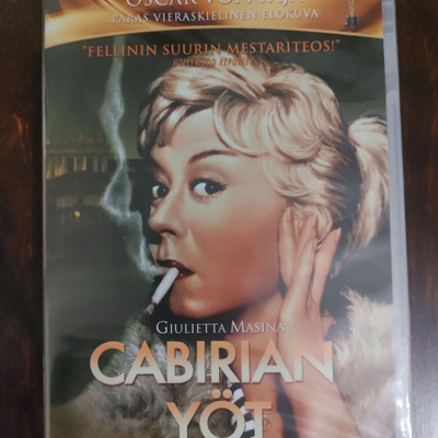 Cabirian yöt uusi dvd