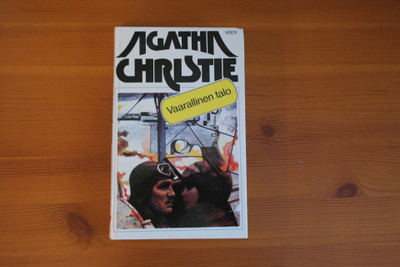 Agatha Christie:Vaarallinen talo.Sid.