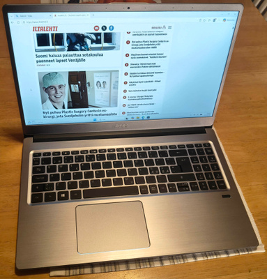 Acer Swift 3 i3-8130U/8GBDDR/256GB SSD/ Windows 11
