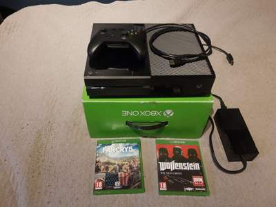 Xbox One 500gb, ohjain, kaapelit, laatikko + 2 peliä