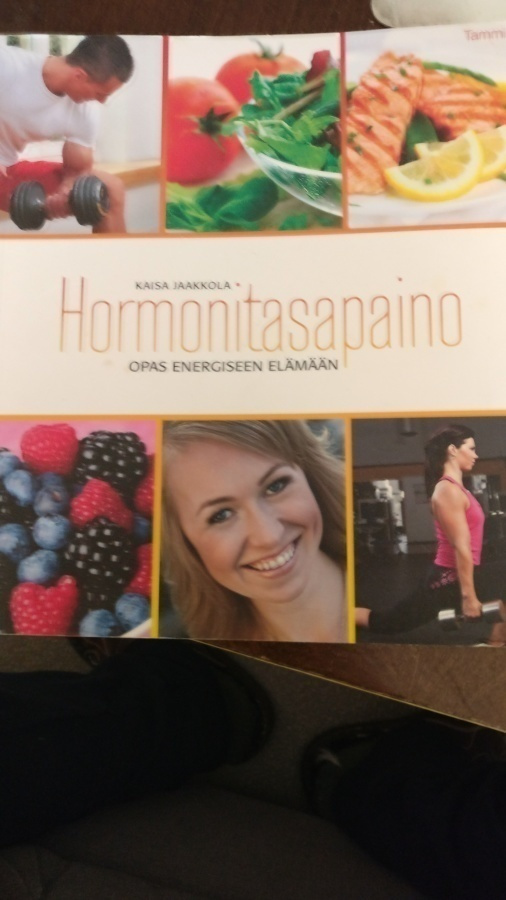 Kaisa Jaakkola: hormonitasapaino/opas energiseen elämään