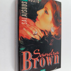 Sandra Brown : Salaisuus ja kosto - pikkukuva 1