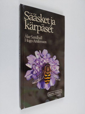 Åke Sandhall : Sääsket ja kärpäset : kaksisiipiäisten ulk...