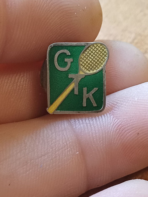 GTK Kokkolan tenniskerho ruuvimerkki