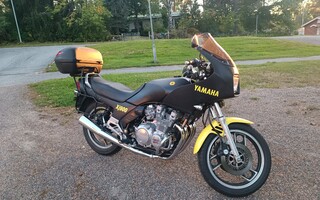 Yamaha xj900f