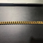 GUESS EST. 1981 paksu kullanvärinen rannekoru – Cuban link - pikkukuva 3