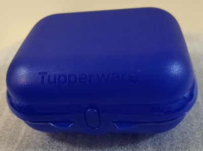 TUPPERWAREN BABUSKA RASIA, keskikokoinen