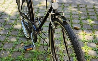 URBAN DBS MIESTEN POLKUPYÖRÄ