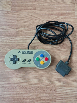 Nintendo SNES ohjain