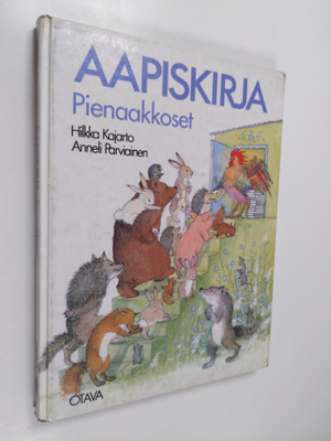 Hilkka Kajarto : Aapiskirja : pienaakkoset