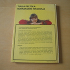 Tuula Peltola: NUKKEKODIN NIKSIKIRJA - pikkukuva 2