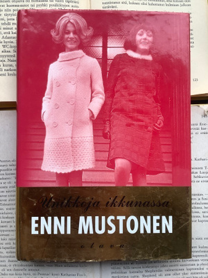 Enni Mustonen - Unikkoja ikkunassa (sid.)
