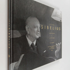 Jean Sibelius kodissaan = Jean Sibelius i sitt hem = Jean... - pikkukuva 1