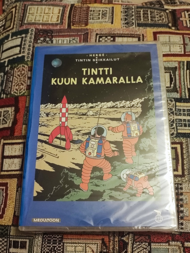 Tintti kuun kamaralla UUSI DVD HERGE