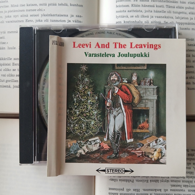 Leevi and the Leavings - Varasteleva joulupukki (CD)