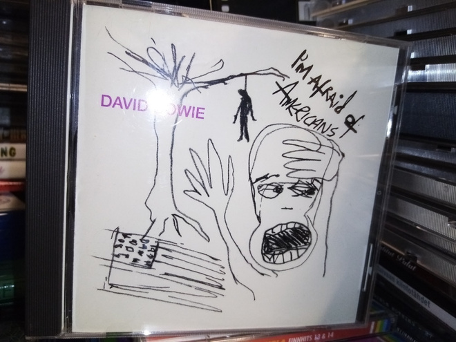 CD David Bowie :  I'M AFRAID OF AMERICANS ( SIS POSTIKULU)
