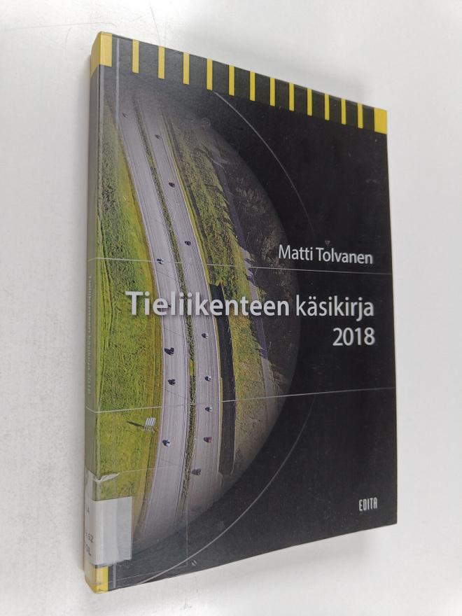 Matti Tolvanen : Tieliikenteen käsikirja 2018