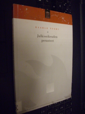 Tuori : Julkisoikeuden perusteet ( 1 p. 2001 ) SIS.PK !