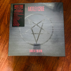 Motley crue shout at the devil box - pikkukuva 1