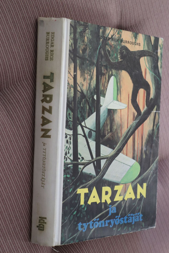 E. R. Burroughs : Tarzan ja tytönryöstäjät ( 1.p. )