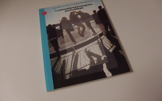 Sosiaalipsykologian perusteet ,  v. 2001
