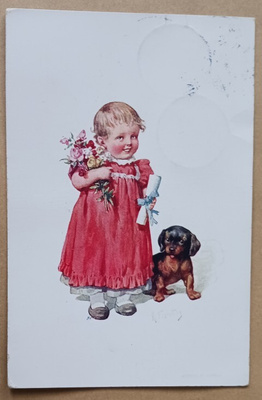 Pikkuleidi ja koira, onnittelut ja kukkia, p. 1910 Suomeen