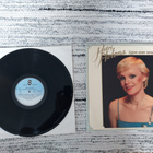 Katri Helena - Sydämeni tänne jää + Katson sineen taivaan LP - pikkukuva 3