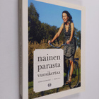 Leena Hausbrandt : Nainen parasta vuosikertaa - pikkukuva 1