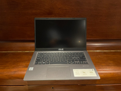 Asus X415 i7 / 16GB / 1TB SSD / 14"